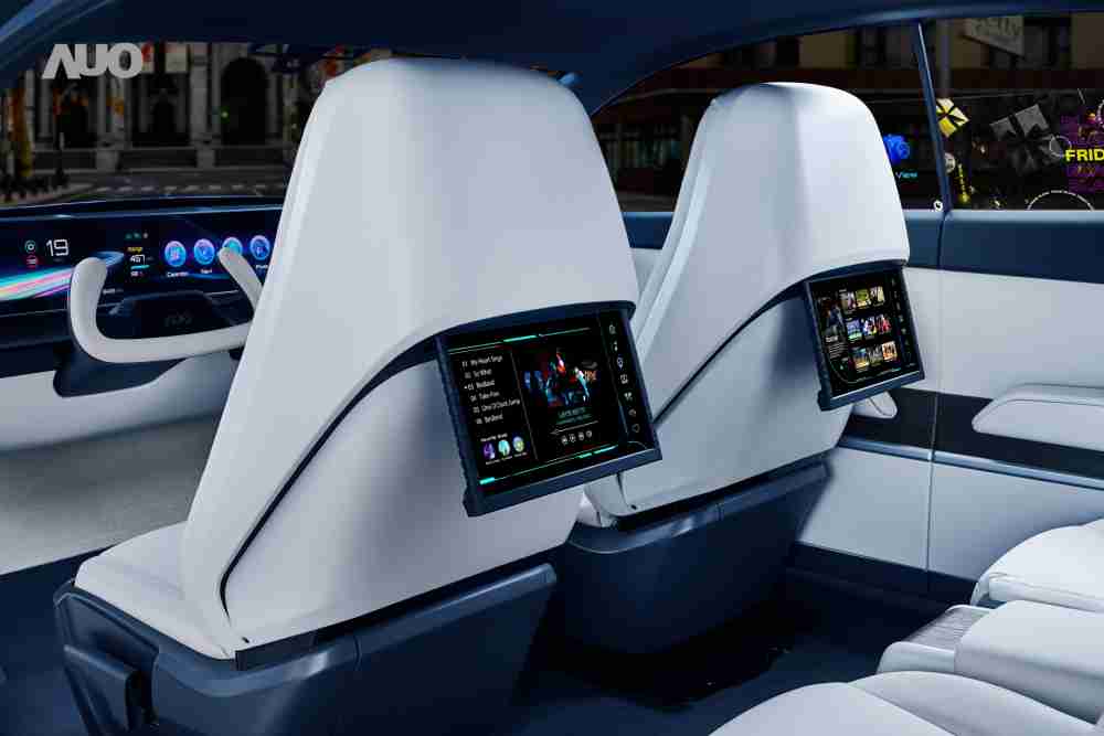 冰球突破将于CES 展示全新Smart Cockpit 2024，，可紧密串连使用者多元需求，，，，并革新座舱内部的应用和设计，，，带来身历其境且引人入胜的视觉飨宴，，，满足驾乘人员的全方位体验